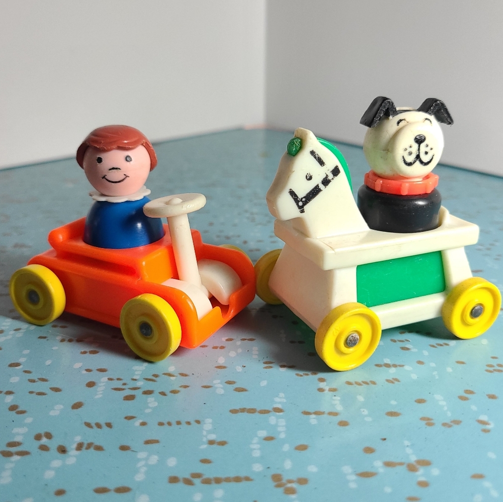 4pc Vintage 80s Fisher-Price Little People Little Riders Playset Horse Dog Girl